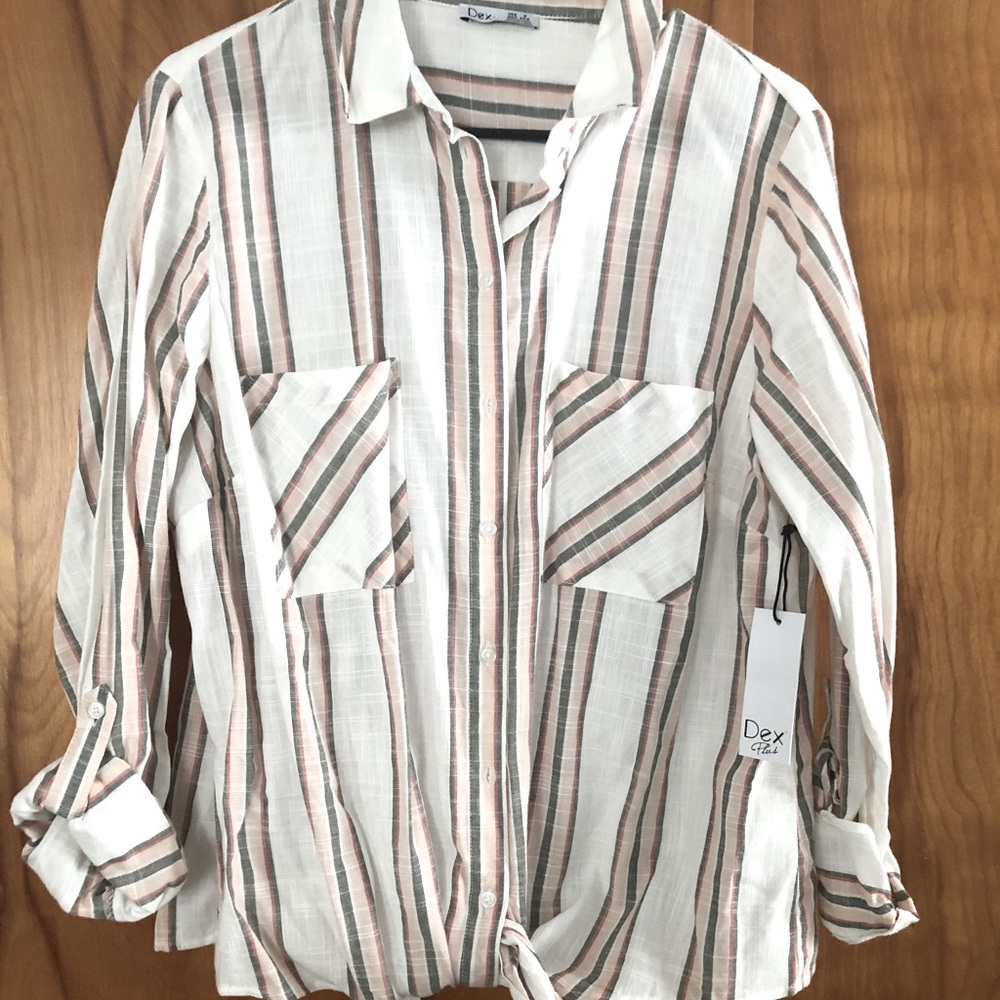 Linen Button Down NWT